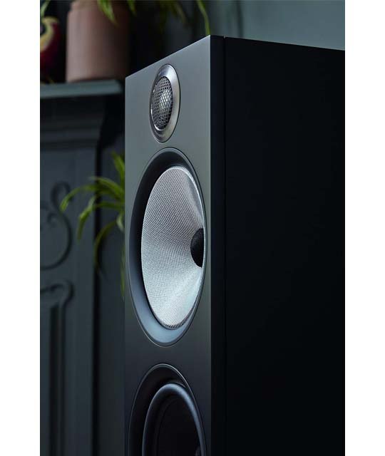 Bowers and Wilkins 603-S2 Speaker close up